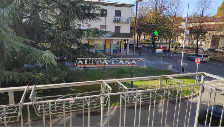 BALCONE, CAMERA