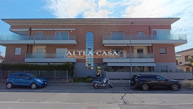 ESTERNO