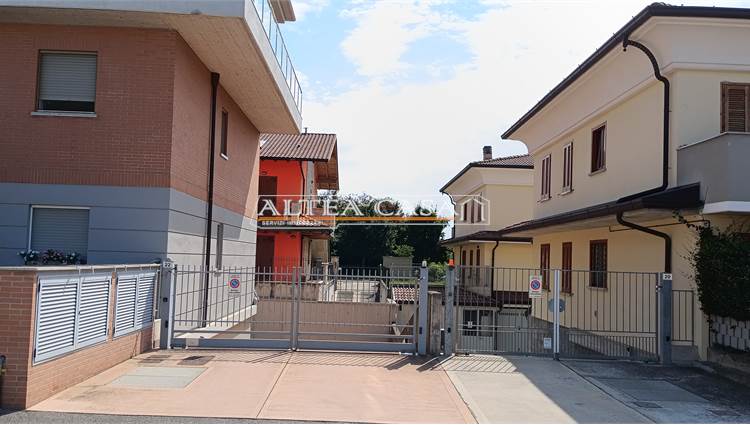 ESTERNO