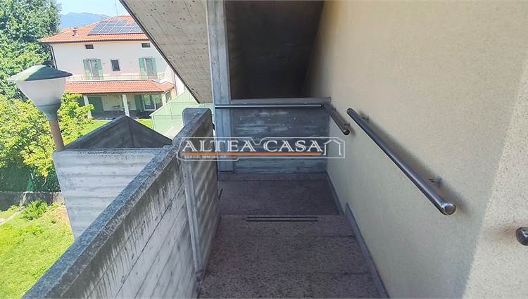 BALCONE INGRESSO